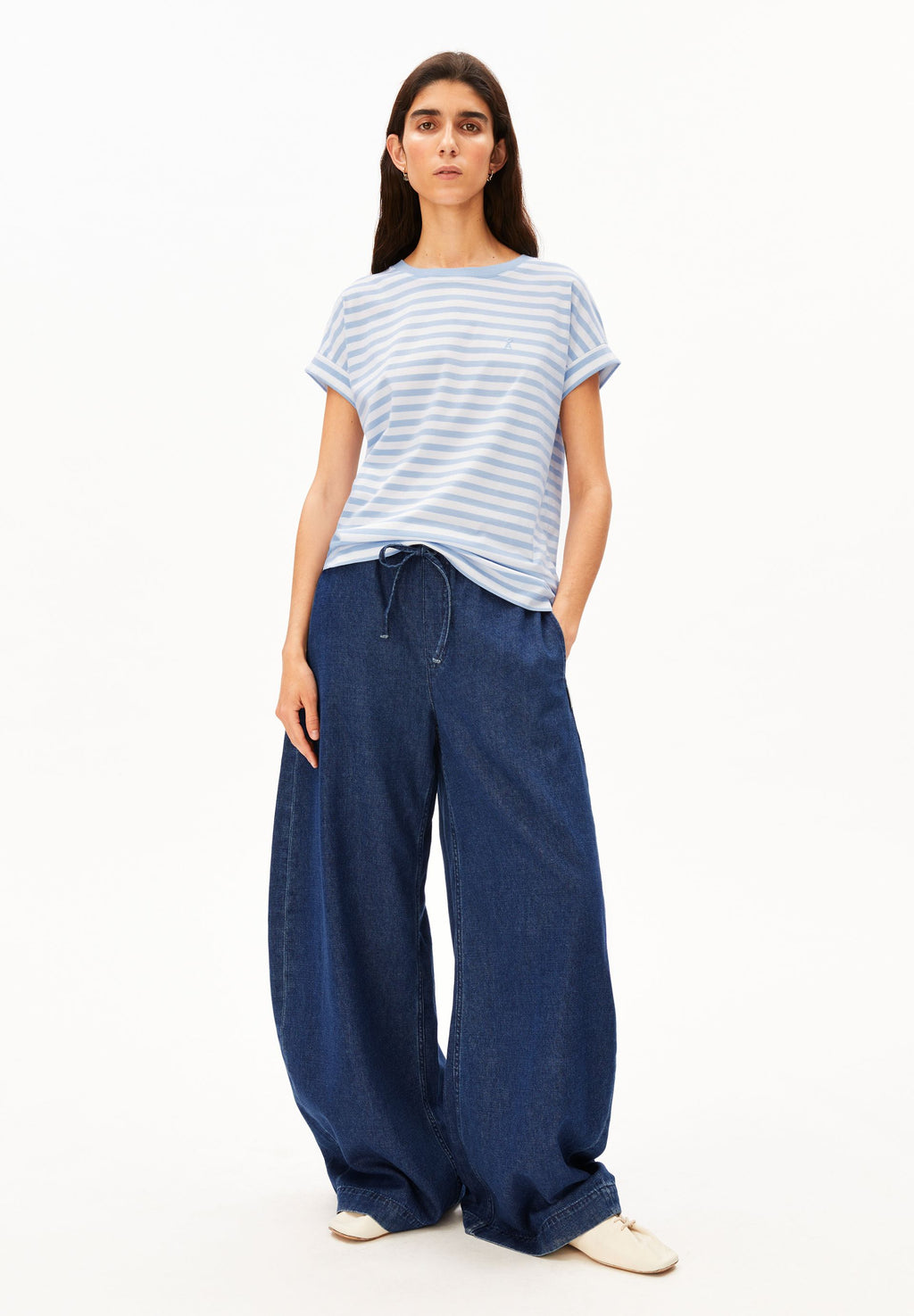 Idaara Stripe T-Shirt White-Soft Blue