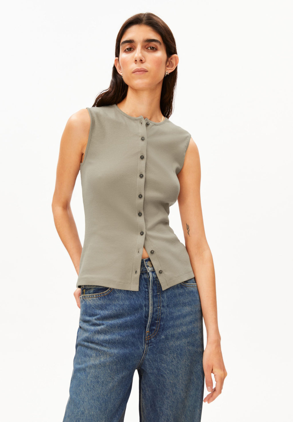 Rib Button Top Light Sage