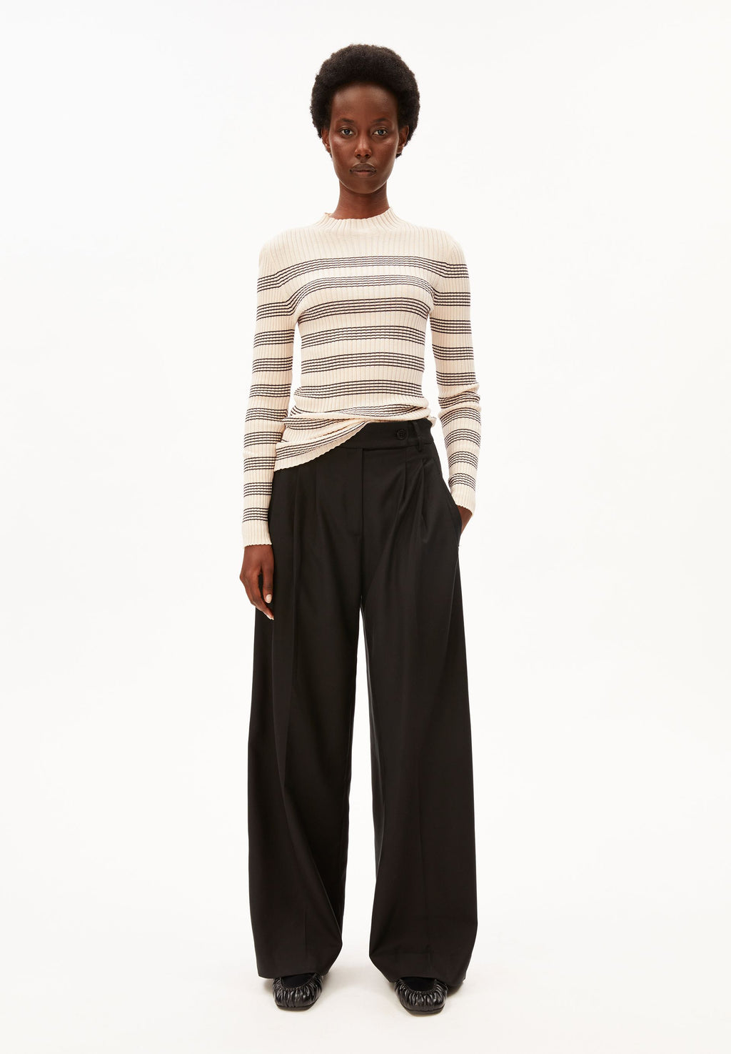 Alaania Striped Knit Sweater Oatmilk-Black