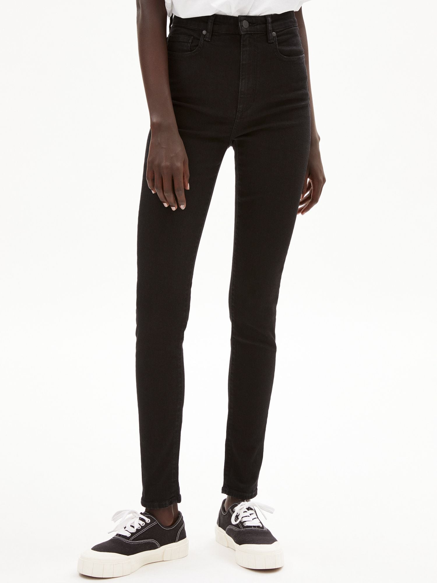 Ingaa X Stretch Black Night