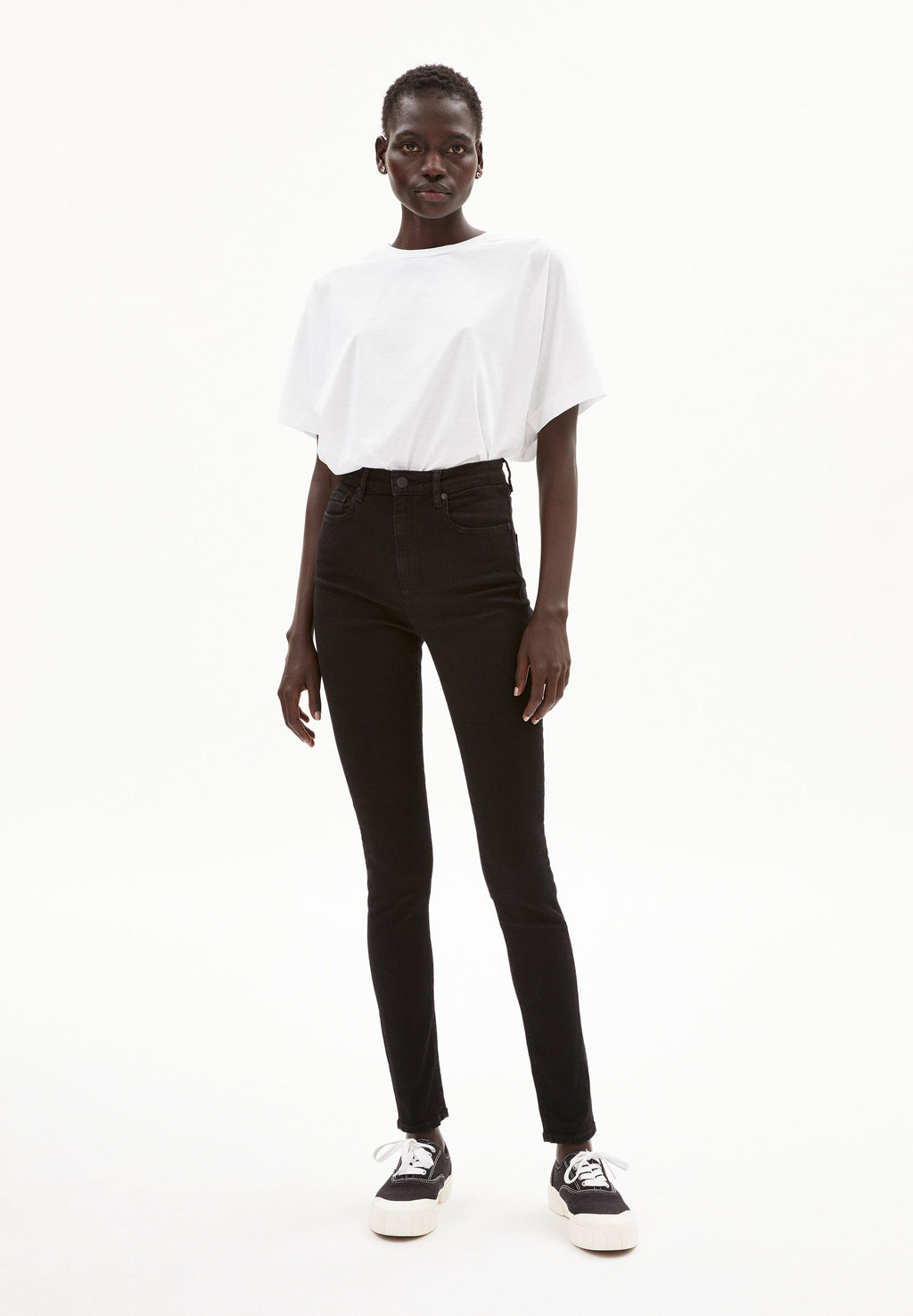 Ingaa X Stretch Black Night