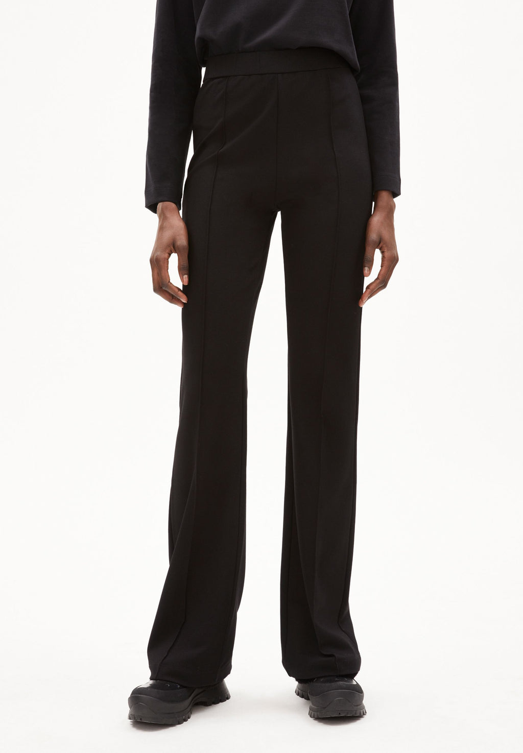 Leylaari Hose Black