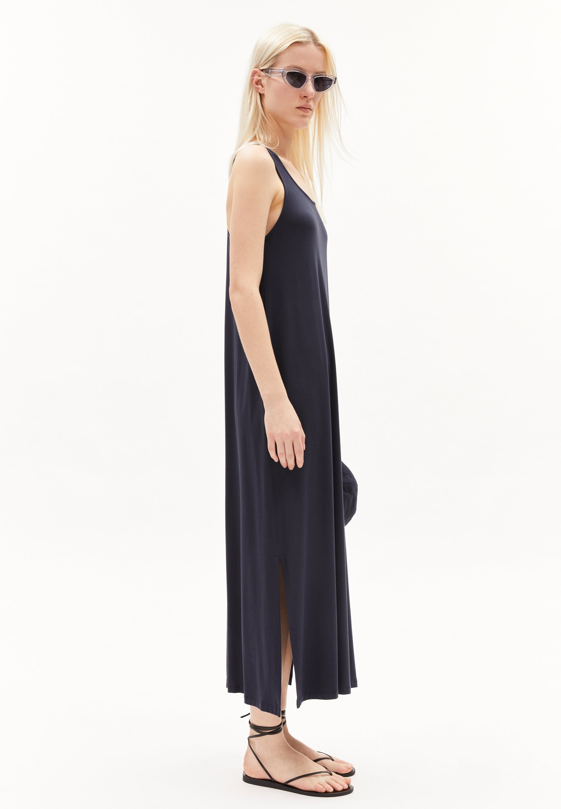 Kleid Nisaa Litaa Night Sky
