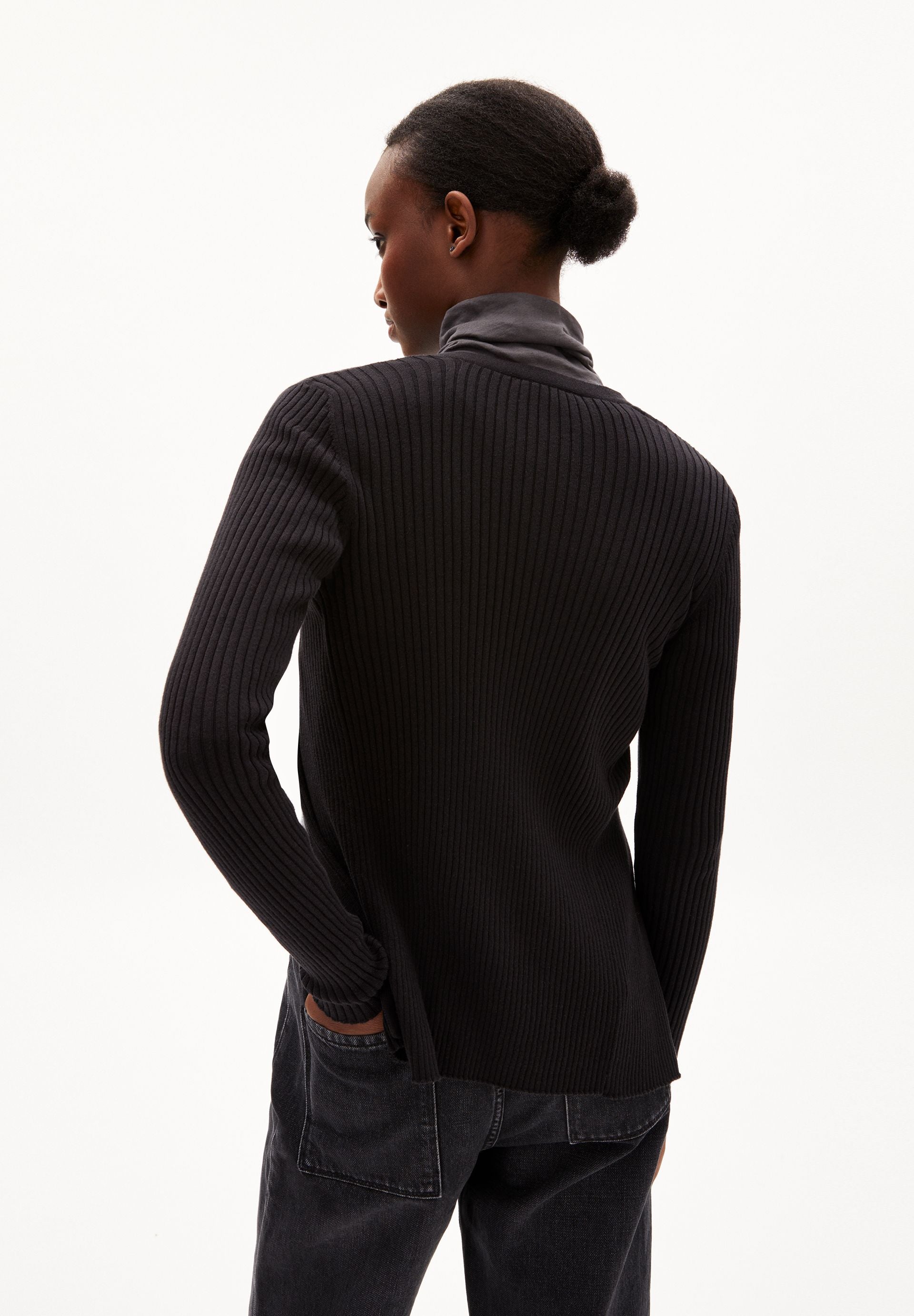 Tinnaa Cardigan Black