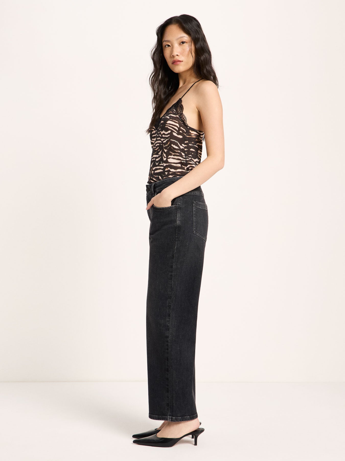 Straight Jeans "SAGE" GOTS Smoke Black Denim