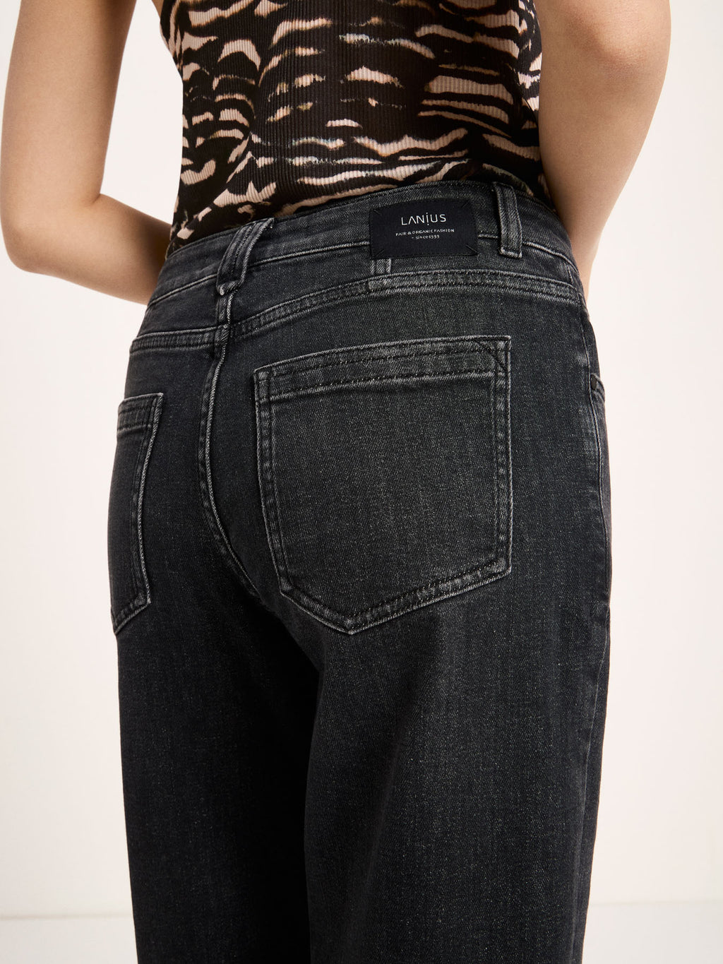 Straight Jeans "SAGE" GOTS Smoke Black Denim