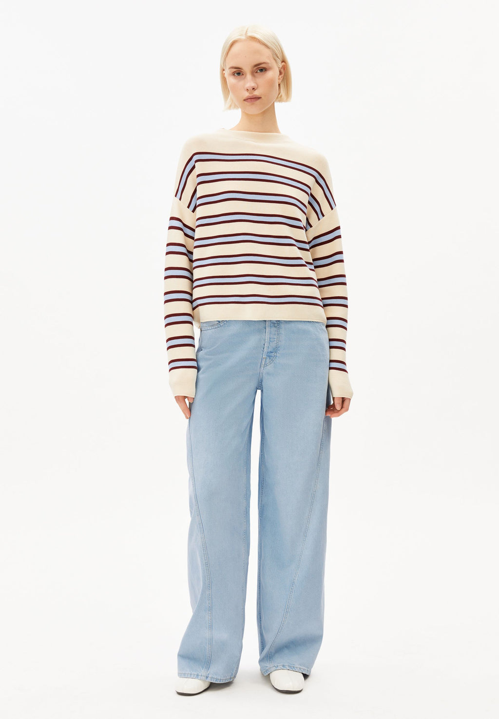 Merinaa Striped Knit Sweater Oatmilk-Velvet Red-Soft Blue