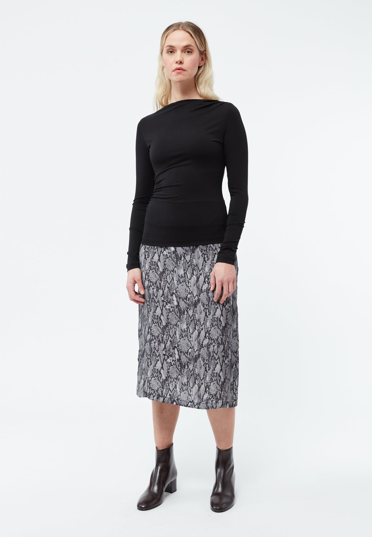 Longsleeve GBRonja Black (Tencel)